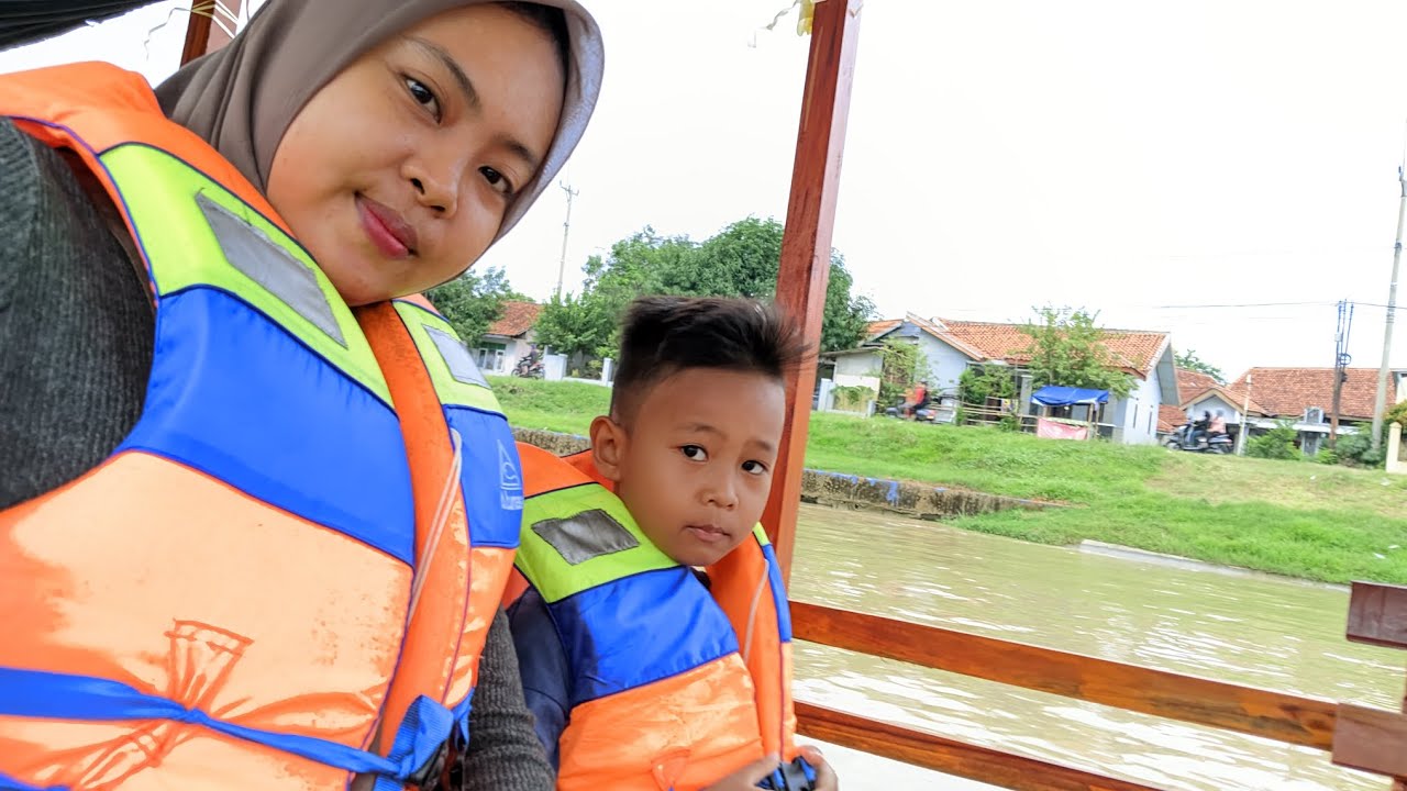 NGABUBURIT SAMBIL NAIK PERAHU DI BENDUNGAN RENTANG JATITUJUH 🤗🥰