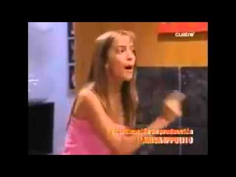 მეამბოხე სული-მანუელი მიას ნერვებს უშლის