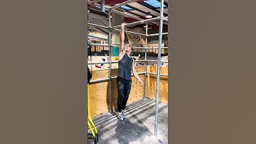 My first one arm pull up
