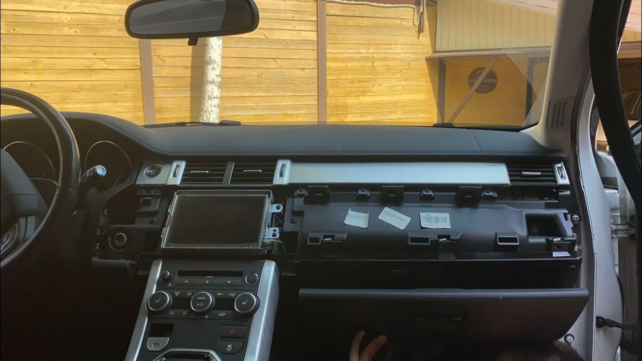 Как открыть бардачок на Пегасе - Land Rover Range Rover (2G), 4,6 л, 1996 года с