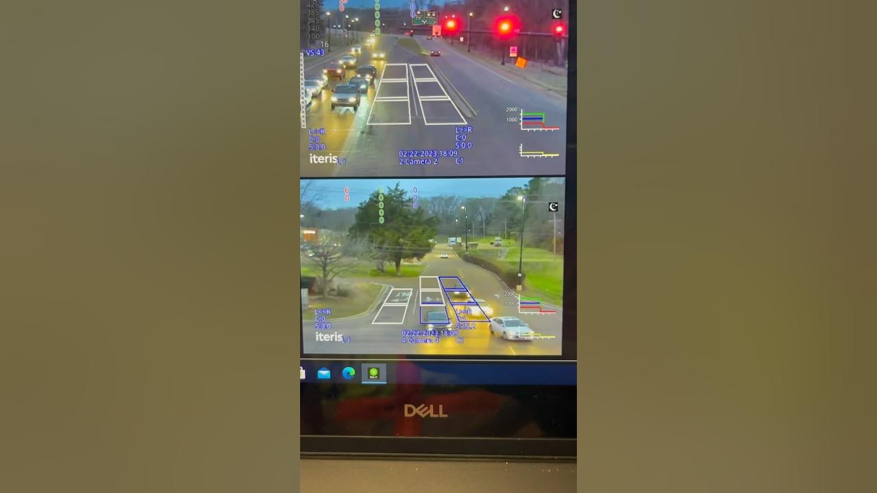 Why traffic lights have cameras! YouTube
