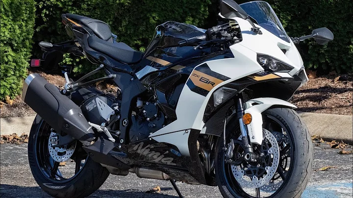 A STUNNER! 2026 Kawasaki Ninja ZX-6R ABS WALKAROUND | Cool Springs Powersports 