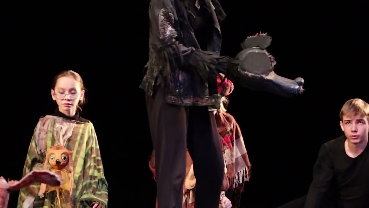 Открытие Межрегионального фестиваля непрофессиональных театров кукол КИНДЕР-ФОРМАТ(Автор Е.Казаков)