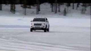 2011 Jeep Grand Cherokee tested on Snow