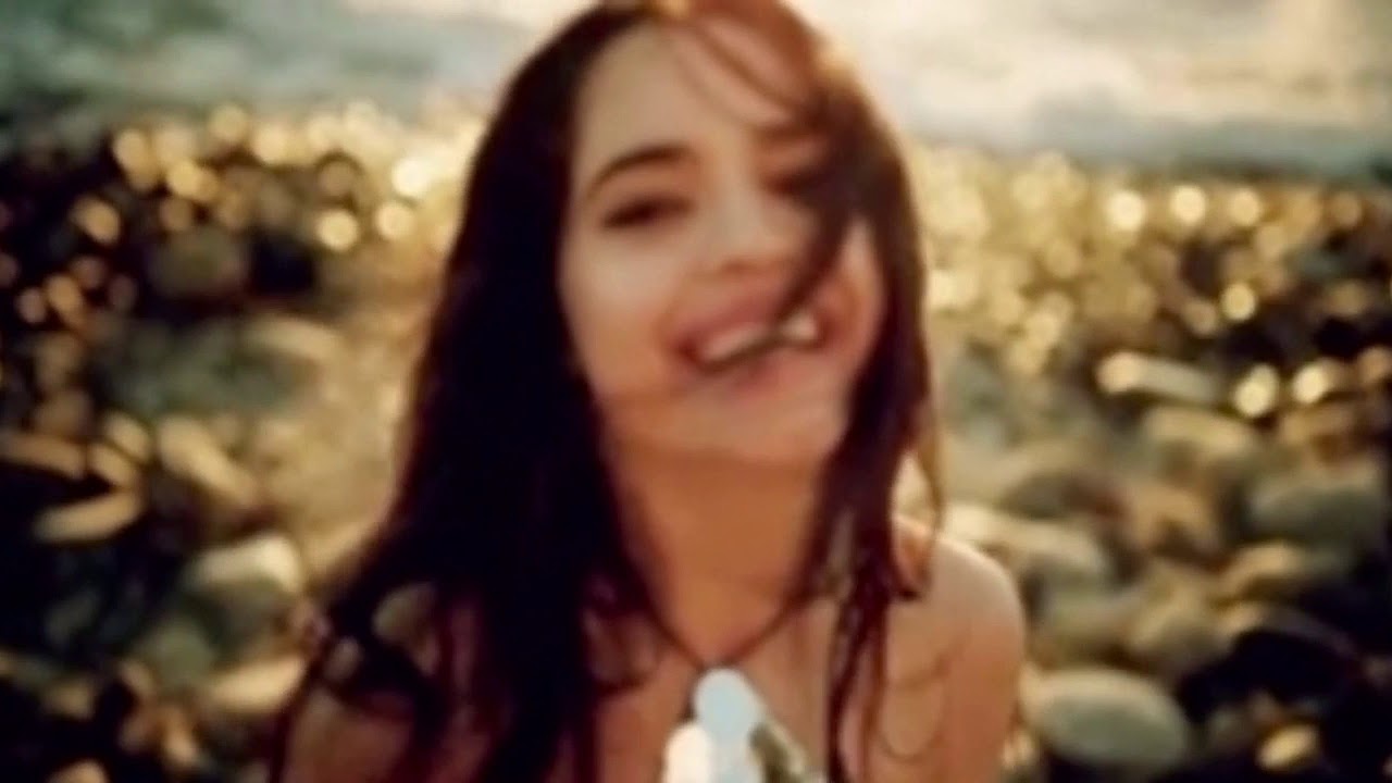 Love is the name- Sofia Carson | s l o w e d