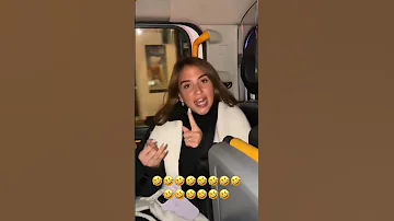 سارة عم تقلد ضحكة اسامة 