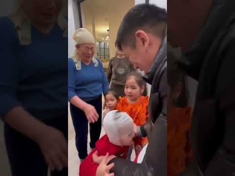 Встреча Мейржана Туребаева с детьми. Видео взято с instagram.com/dana_yesseyeva