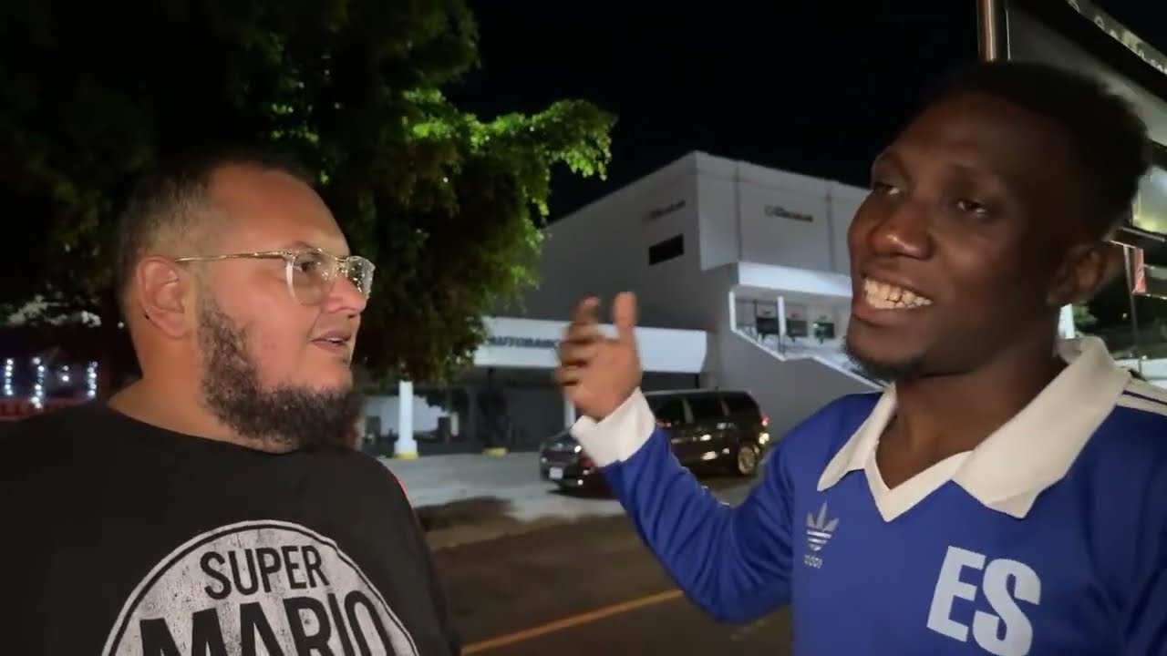 Buscando tamales con AFRICANO 🇬🇶