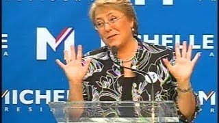 Michelle Bachelet no quiso referirse a emplazamiento de Presidente Piñera: " Paso" - YouTube