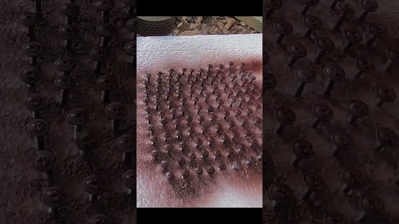 Подготовка саморезов для различных элементов кровли #кровля #покраска #саморез #пересшайба #лайфхак