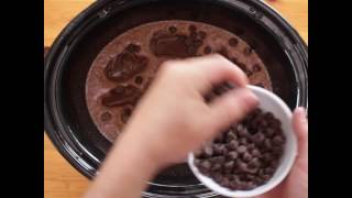 Slow cooker chocolate lava cake -