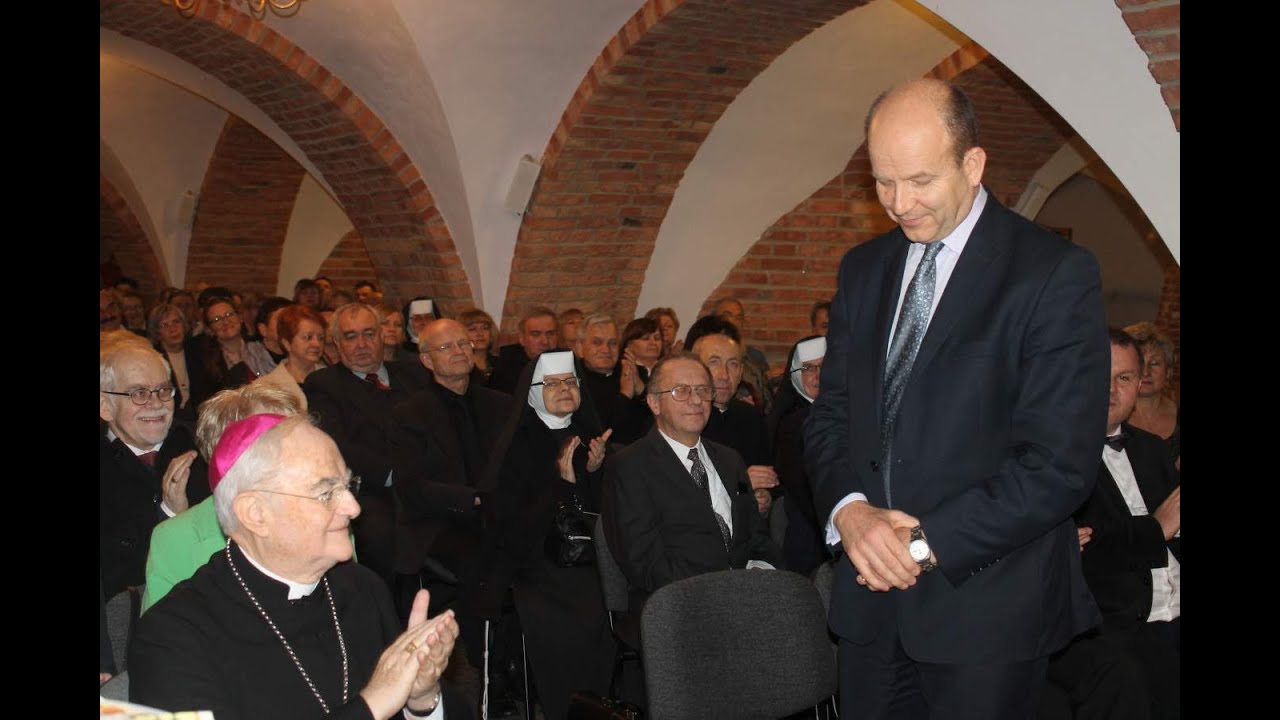 Minister Zdrowia: Przywracamy normalność. Zamiast ochrony zdrowia - służba! - YouTube