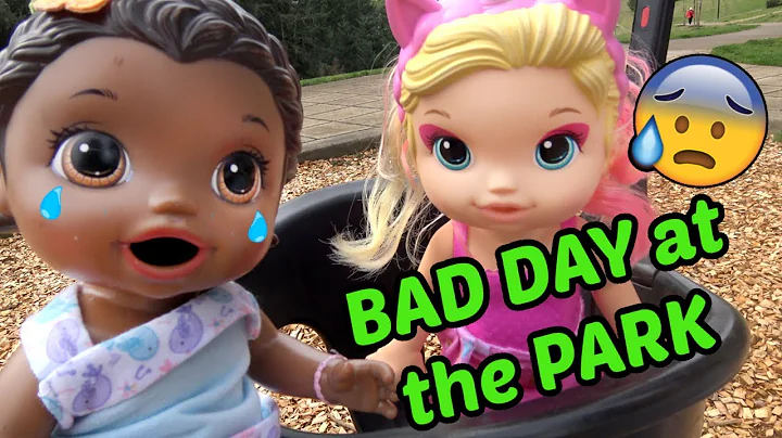 BABY ALIVE goes to the PARK! The Lilly and Mommy Show! FUNNY KIDS SKIT!