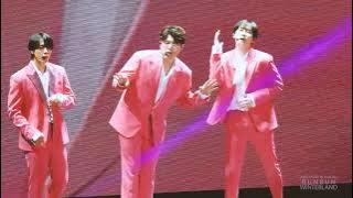 SUPER JUNIOR D&E FEAT. SHINDONG | 너의 이름은 | What is your name? |SS8 MACAU