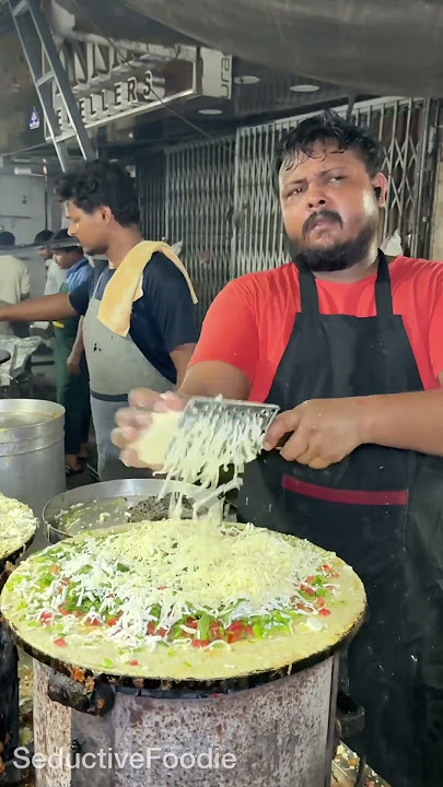 Raat ke 1 Baje Lagti hai hazaro logo ki bheed ye khane ke lie 🫣 #streetfood  #ytshort  #streetfood