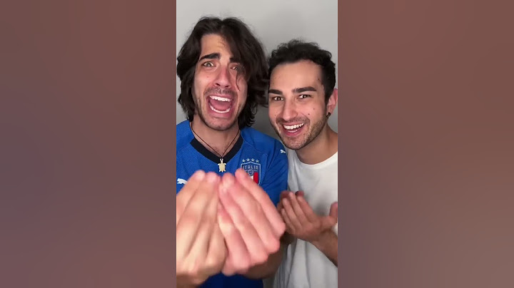 Italians reacting to SPAGHETTI PANINO 😂 #shorts