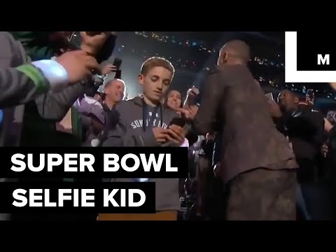 meet-the-super-bowl-selfie-kid-who-became-a-meme-overnight