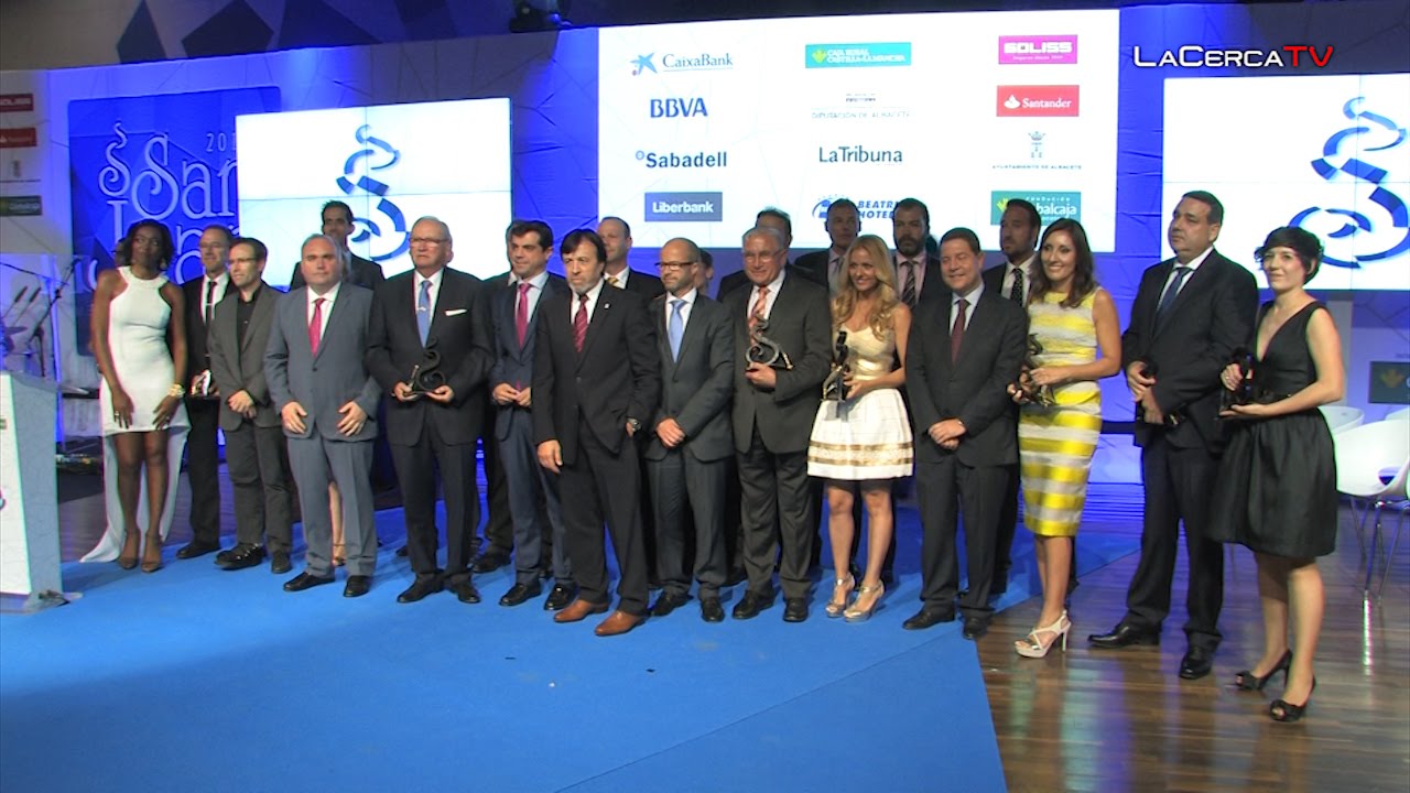 FEDA vuelve a vestirse de gala para entregar sus Premios Empresariales San  Juan 2015 - YouTube