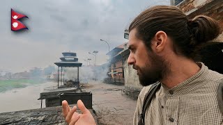 Nepal: Human Cremation At Pashupatinath Temple