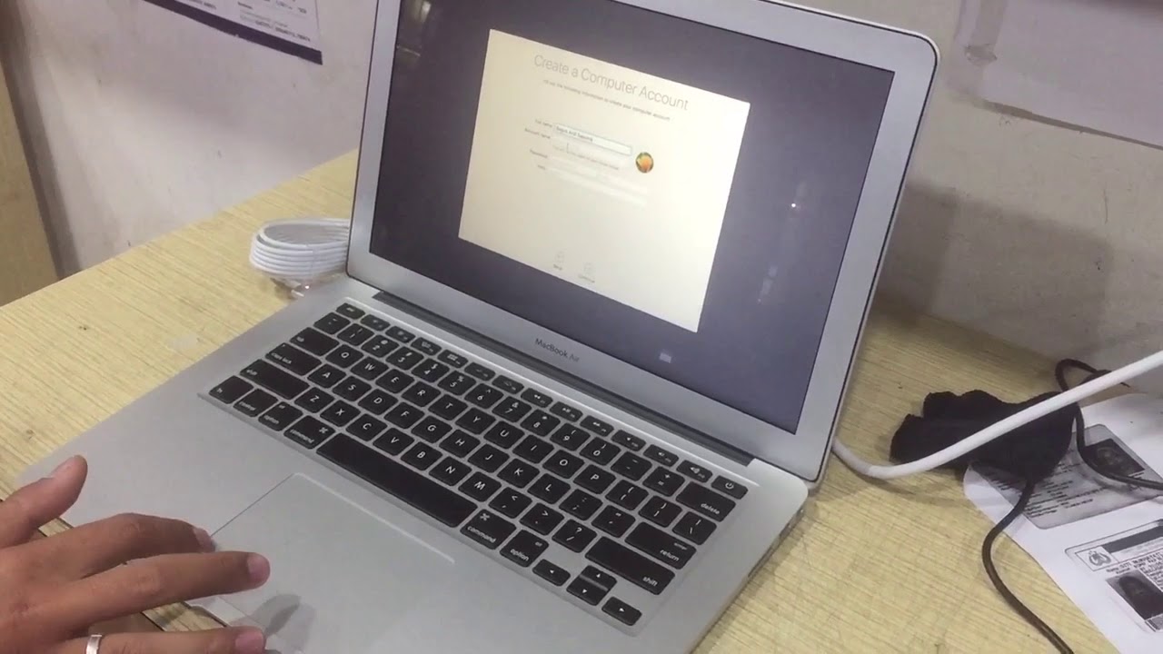 mid 2017 macbook air unboxing