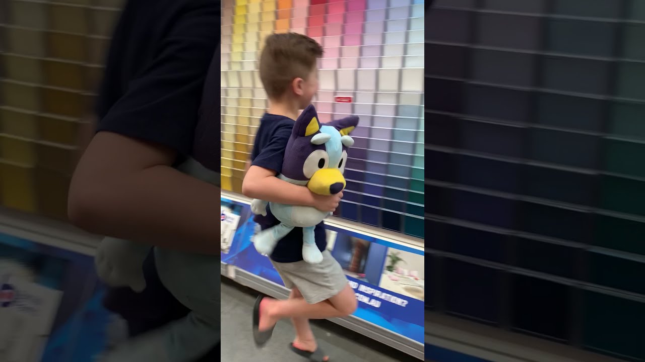 🔨 BLUEY | "Hammerbarn" | "Are these all for free?" 🎨 