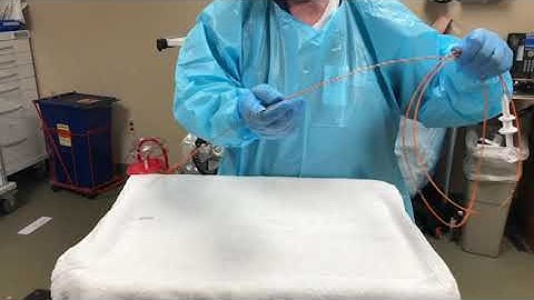 How to use a cold biopsy forceps