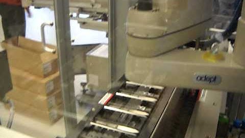 Cobra S800  S 800 Adept Technology SCARA Robot