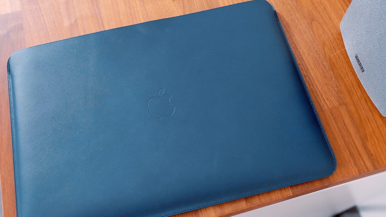 Hands-On With Apple's New Leather Sleeve for the 15-Inch MacBook ...