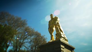 Witness a Colossal Hercules Statue Turn to Gold