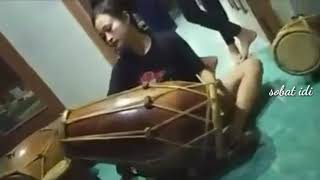 FIRDA KENDANG | FIRDA PENGENDANG CANTIK