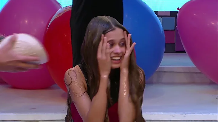CM 6 4 17 Sara Vidal Bucket Pie