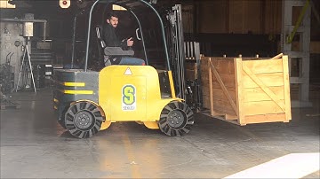 FORKLIFT WITH MECANUM WHEEL