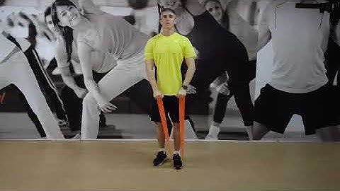 ELEVAÇÃO FRONTAL + REMADA ALTA COM THERABAND | EXERCÍCIO DE OMBROS EM CASA | TREINO JFIT