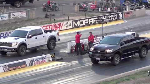Ford RAPTOR SVT vs Toyota Tundra TRD
