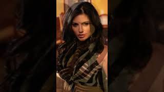 💞 Sunny Leone 💕 Beautiful 4K Photos Collection | Sunny Leone WhatsApp status ✨ #sunnyleone #shorts screenshot 2