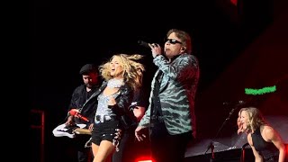 Welcome To The Jungle - Carrie Underwood &amp; Axl Rose 3/13/23