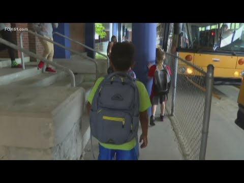 How to help kids deal with back-to-school anxiety - YouTube