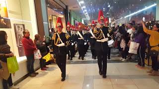 COVID-19: Escuela de Suboficiales desfiló al interior de Mall Arauco ¿Y las normas sanitarias? 1 video