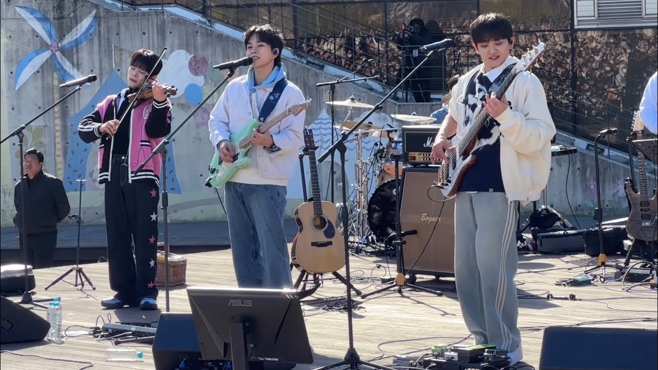 250329 루시(LUCY) | 신곡 하마 스포 연주 | 와장창 깜짝 버스킹