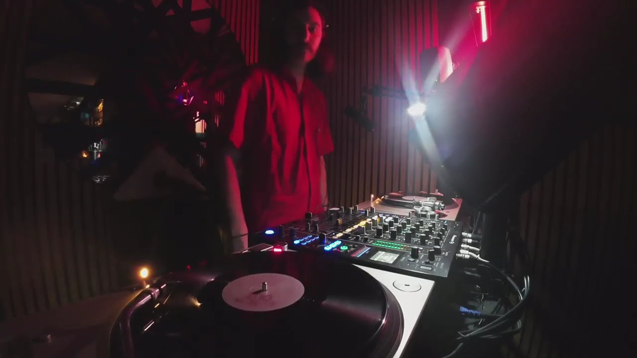 hnt.fm Invites 059