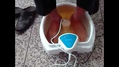 Could Detox Foot Baths Actually Remove Toxins From Your Body?