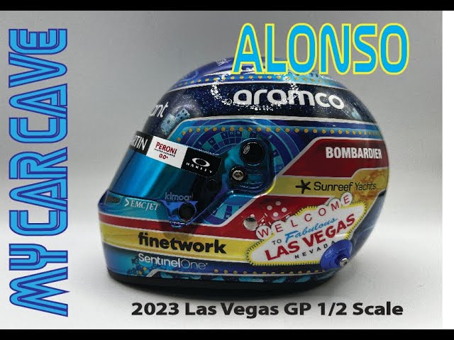 Fernando Alonso casque miniature Formule 1 2022 1/2