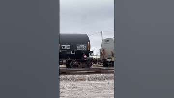 S05E089 Switching with an NS High Hood Geep and Mother/Slug Duo #train #railway #railroad #railfan