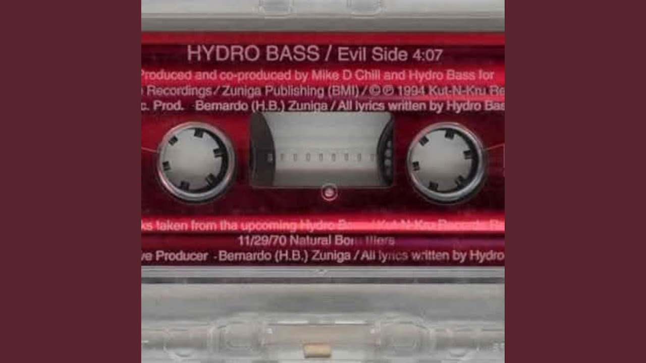 8 Ball (feat. Hydro Bass) - YouTube