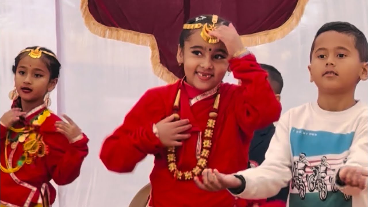 Shikha Academy, Kohalpur द्वारा आयोजित LITERATURE ART AND SCIENCE कार्यक्रमा छोरी मन्दिपाको नृत्य। 💃