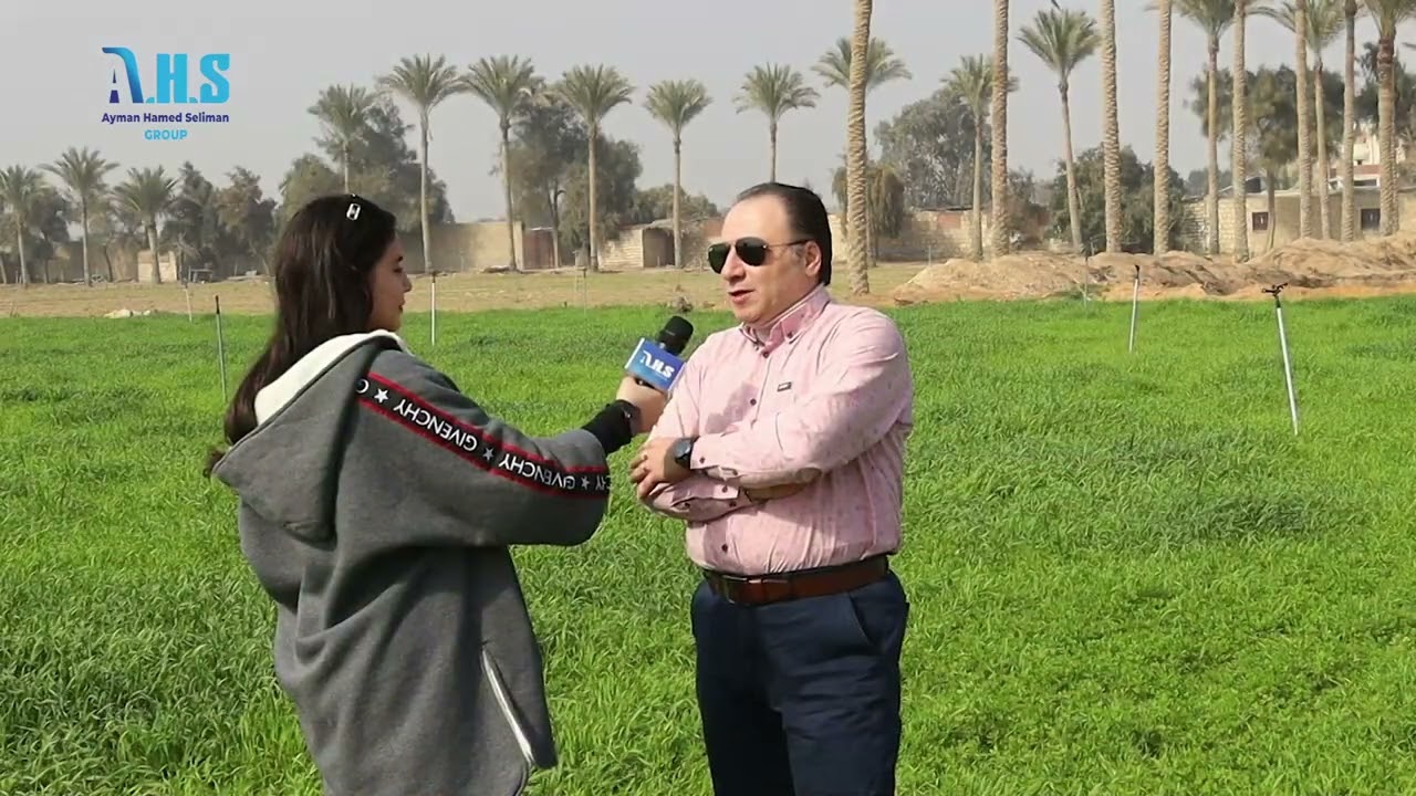 المستشار الإقتصادى أيمن حامد سليمان من داخل المدينة الزراعية المتكاملة بالكريمات