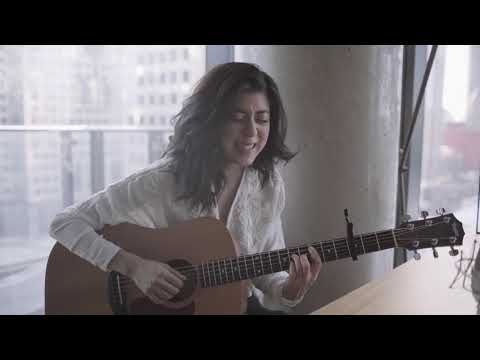 Daniela Andrade -