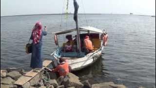 Liburan di Ancol Naik Perahu Juli 2013