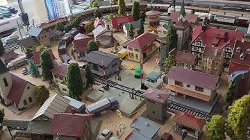 Marklin jaren 60baan met V221 en E120