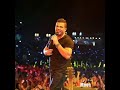 وحكايتك ايه ياالي زي الملاك وتملي شاغل قلوب الناس وياك عمرو دياب